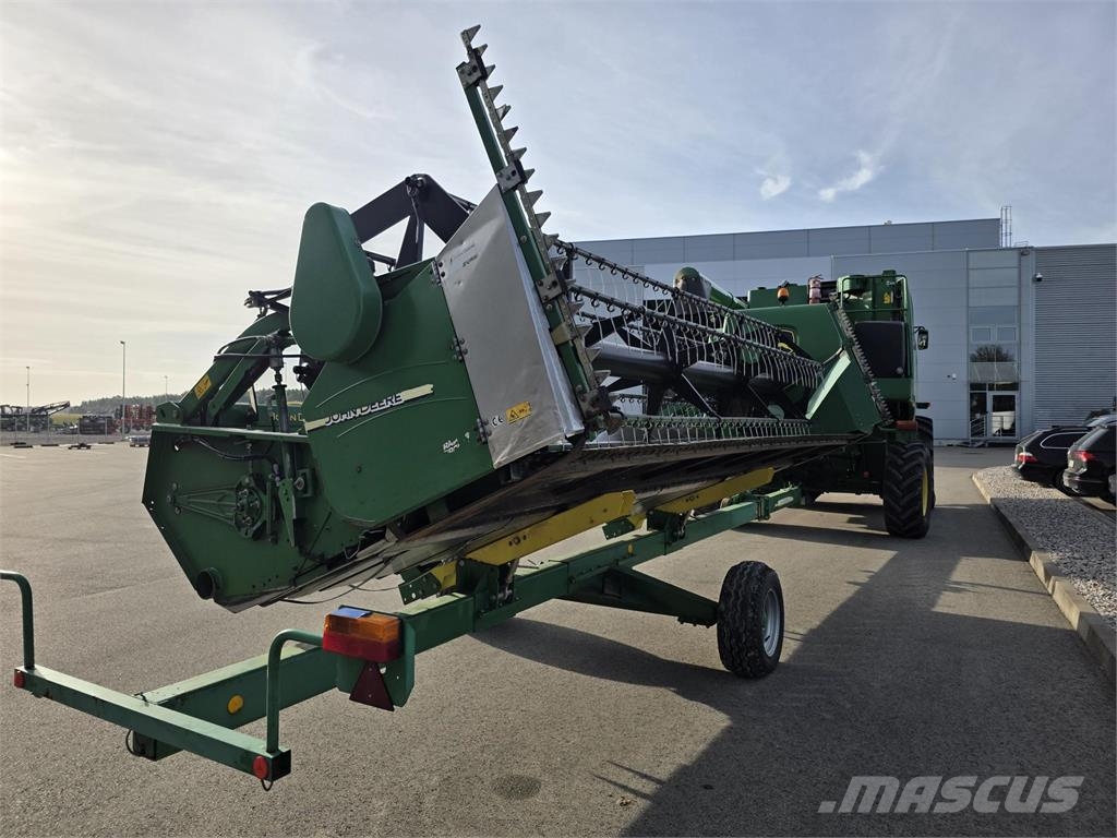 John Deere W540 Mietitrebbiatrici