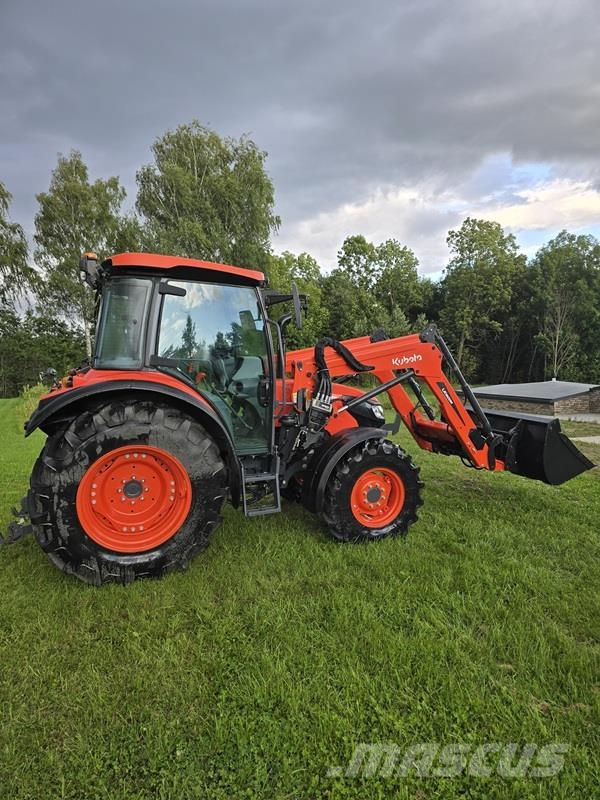 Kubota M4073 Tractoren