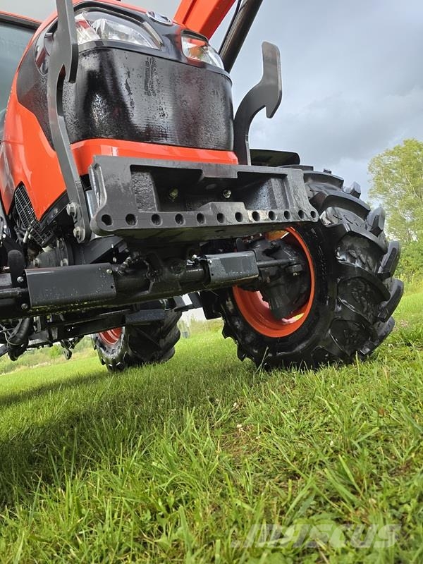 Kubota M4073 Tractoren