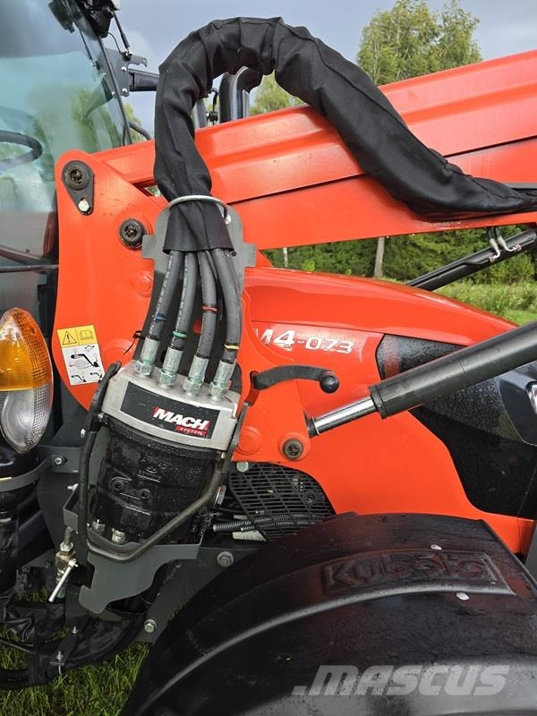 Kubota M4073 Tractoren