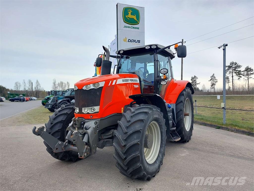 Massey Ferguson 7624 トラクター