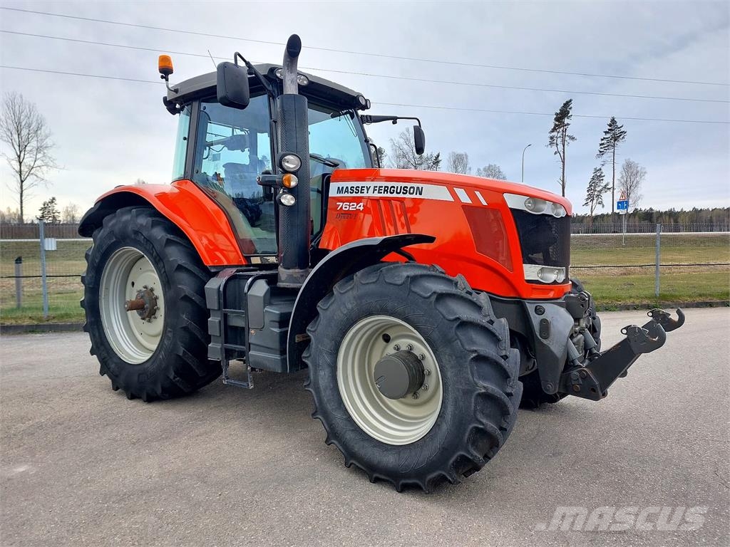 Massey Ferguson 7624 トラクター