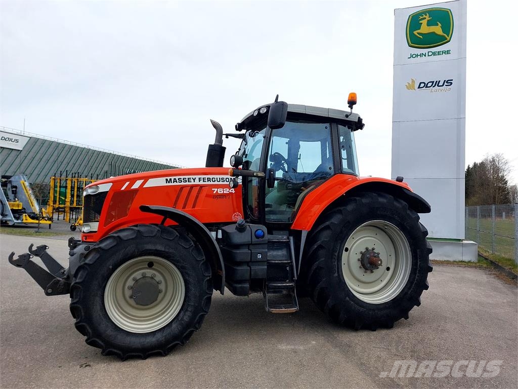Massey Ferguson 7624 トラクター