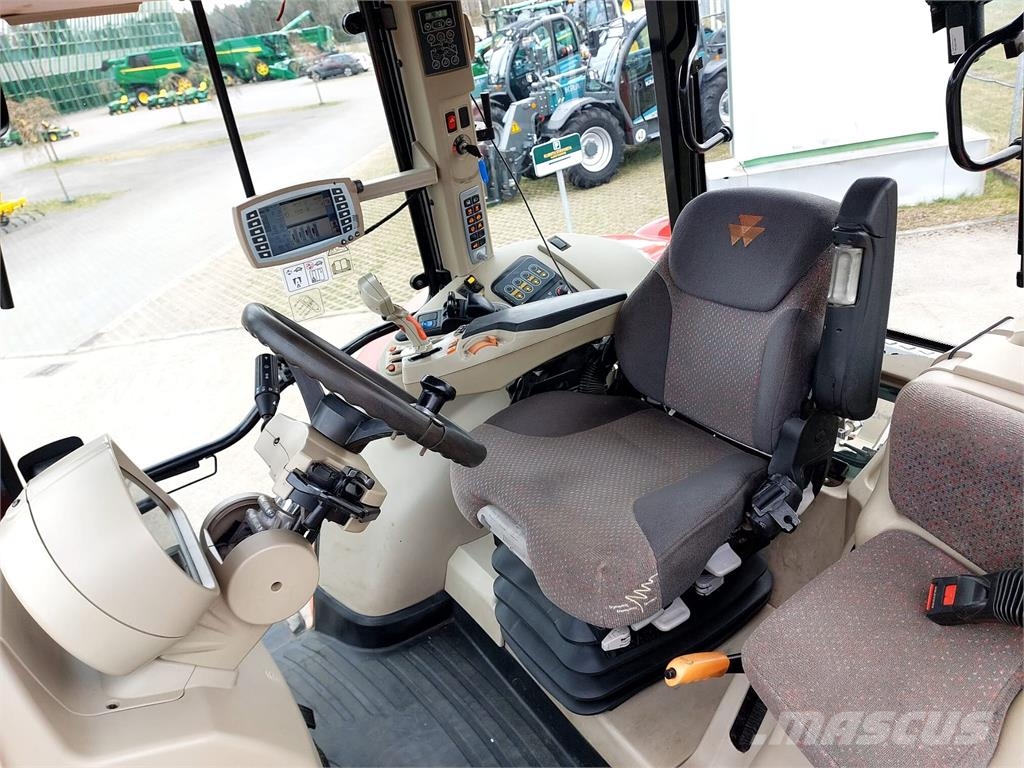 Massey Ferguson 7624 トラクター