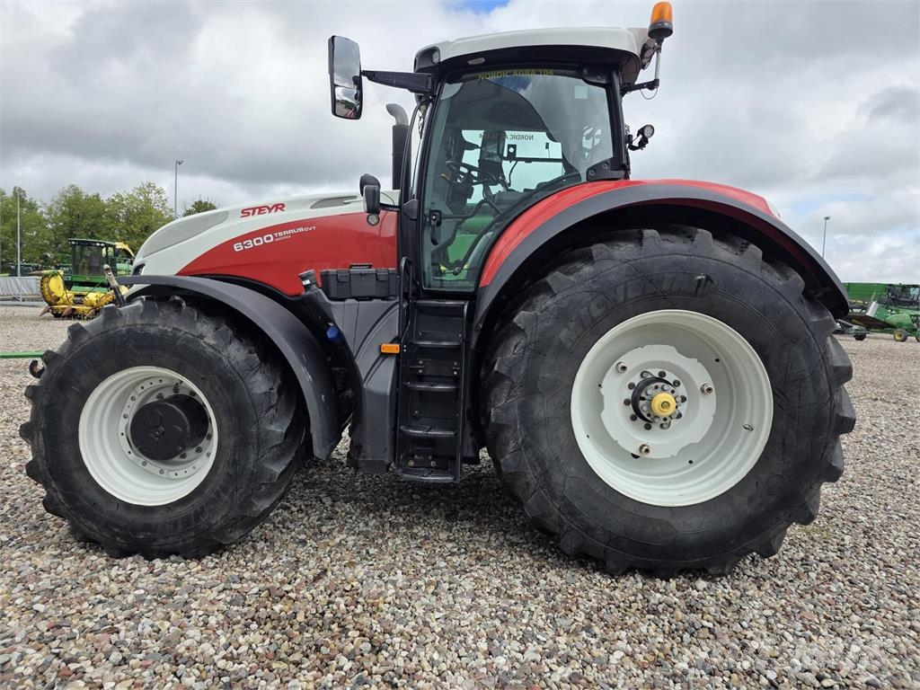 Steyr 6300 TERRUS Tratores Agrícolas usados