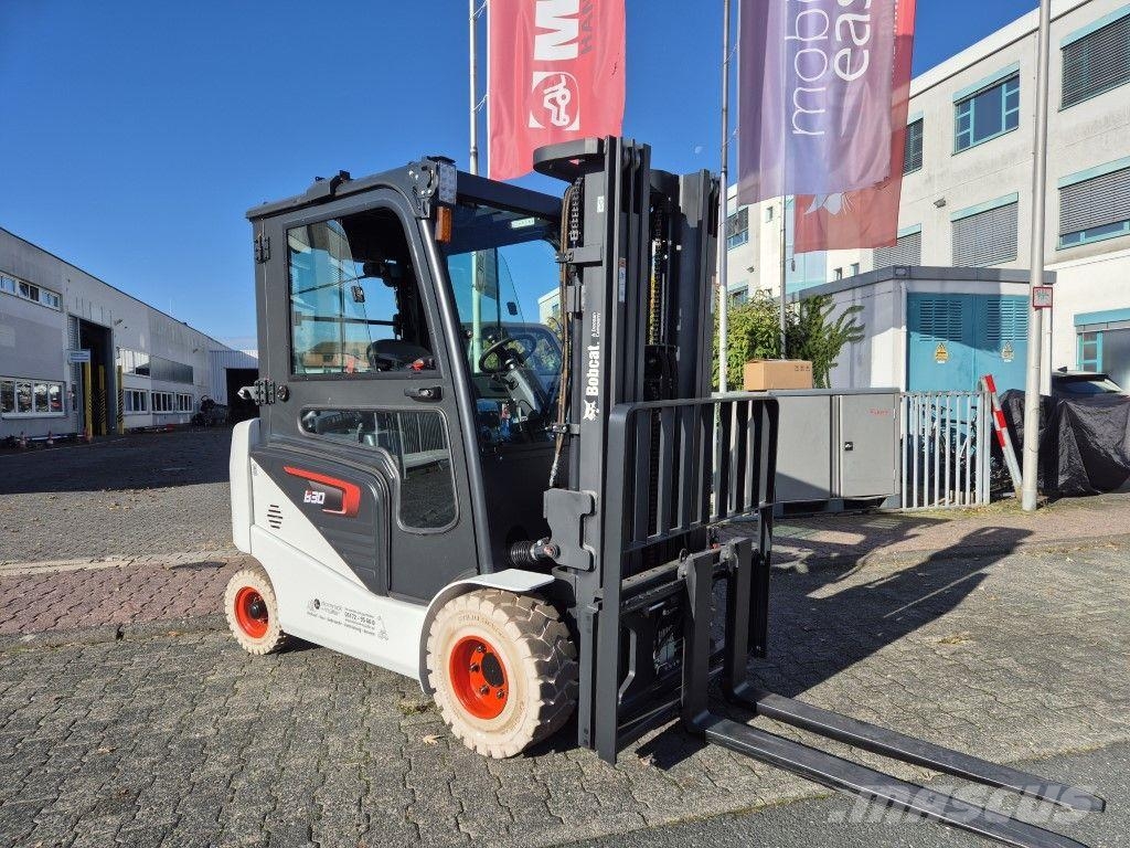 Bobcat B30NS شاحنات ذات رافعات شوكية تعمل بالكهرباء