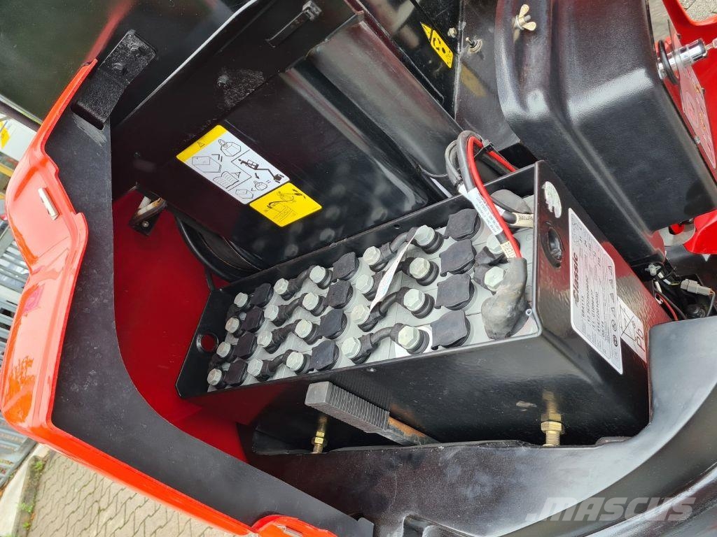 Manitou 100 VJR Jarbolne penjajuće platforme