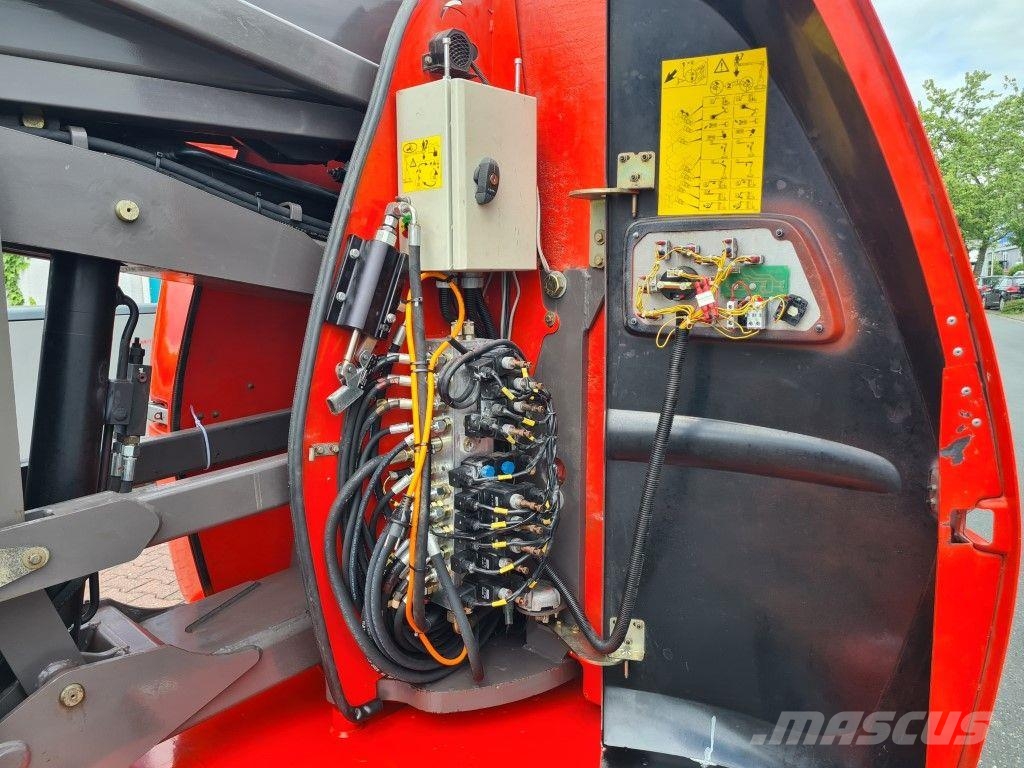 Manitou 120 AETJ Zglobne dvižne ploščadi