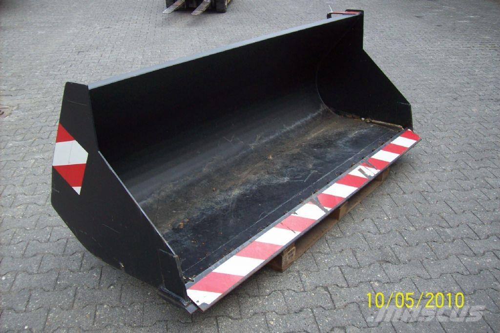 Manitou Erd- und Sandschaufel CBR 1000ccm 物流运输-其他