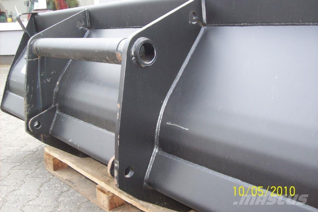 Manitou Erd- und Sandschaufel CBR 1000ccm 物流运输-其他