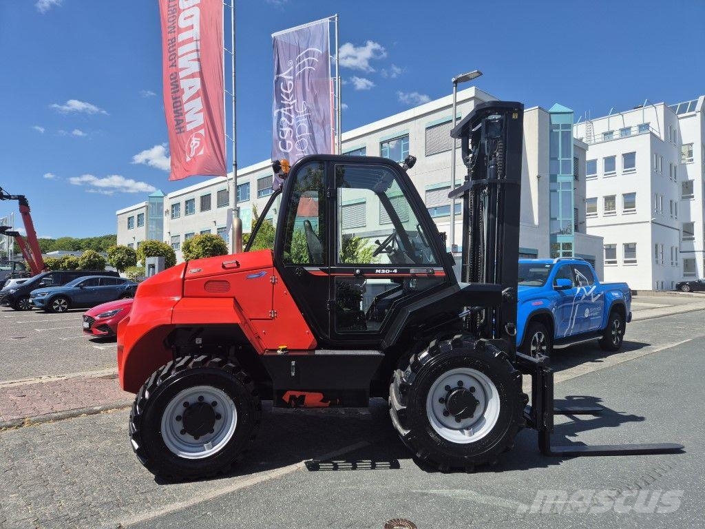 Manitou M 30.4 3F550 S4 شاحنات الطرق الوعرة