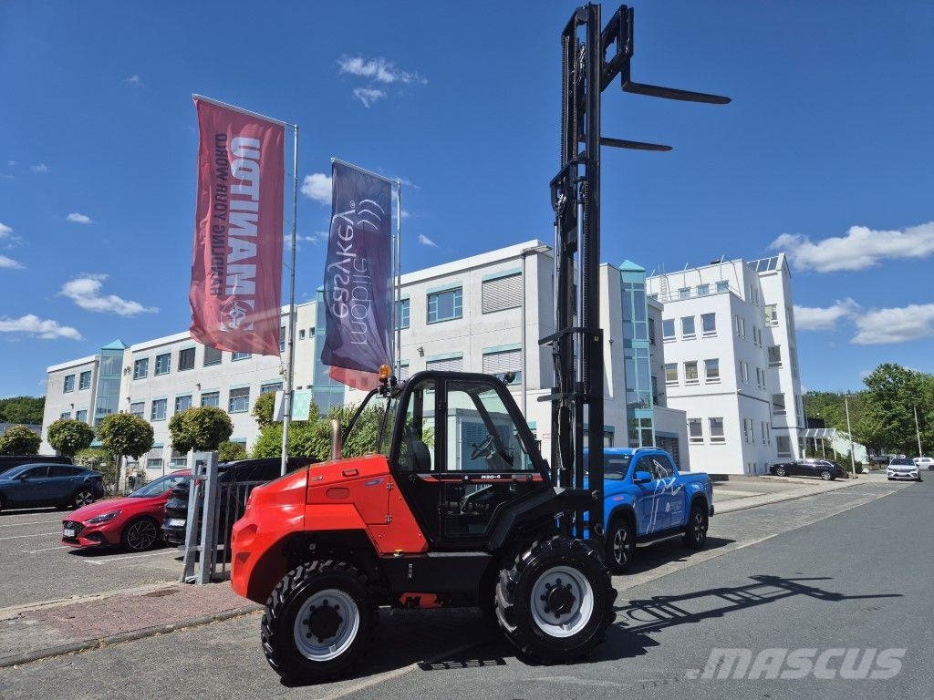 Manitou M 30.4 3F550 S4 شاحنات الطرق الوعرة