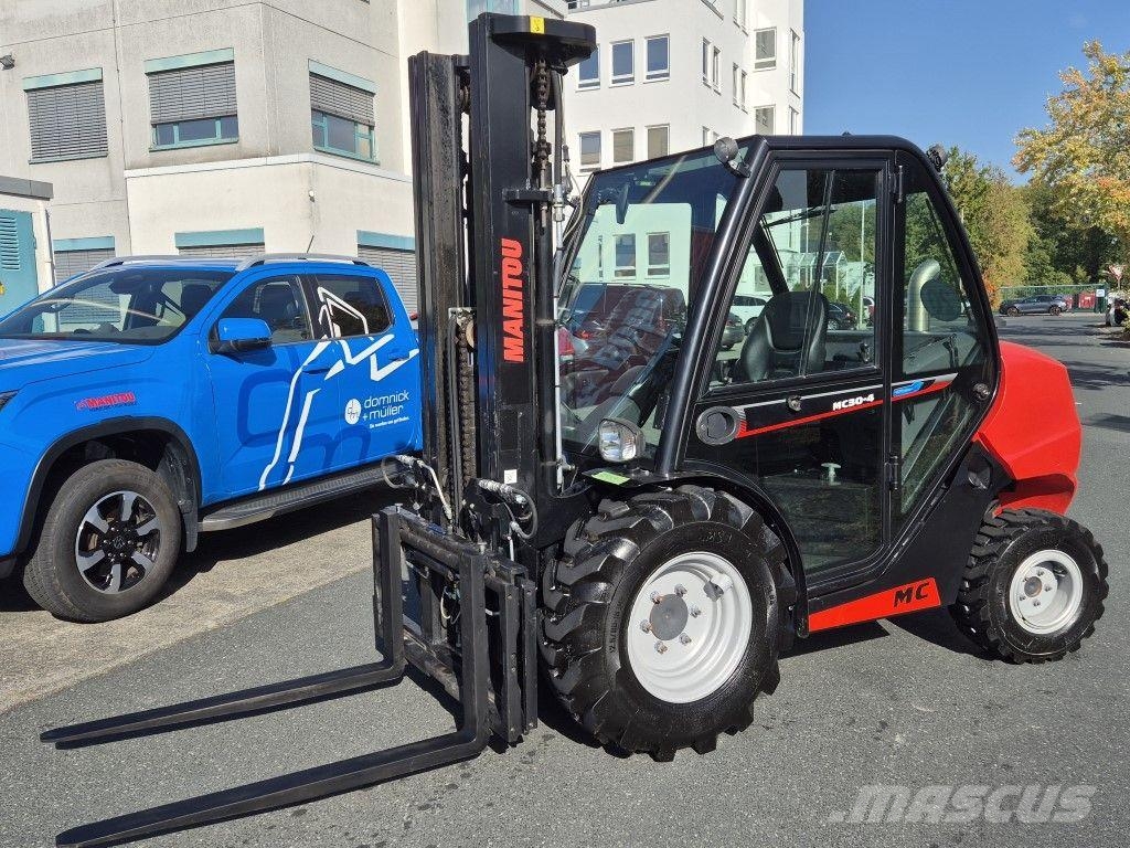 Manitou MC 30-4 ST3A S1 Terrængående gaffeltruck