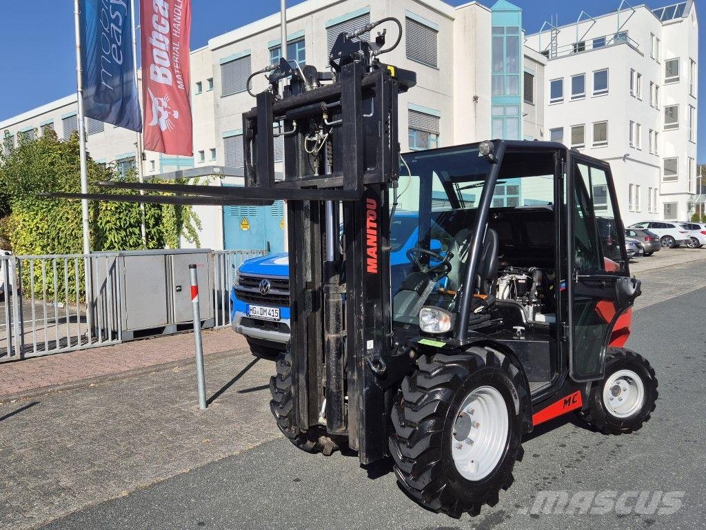 Manitou MC 30-4 ST3A S1 Terrængående gaffeltruck