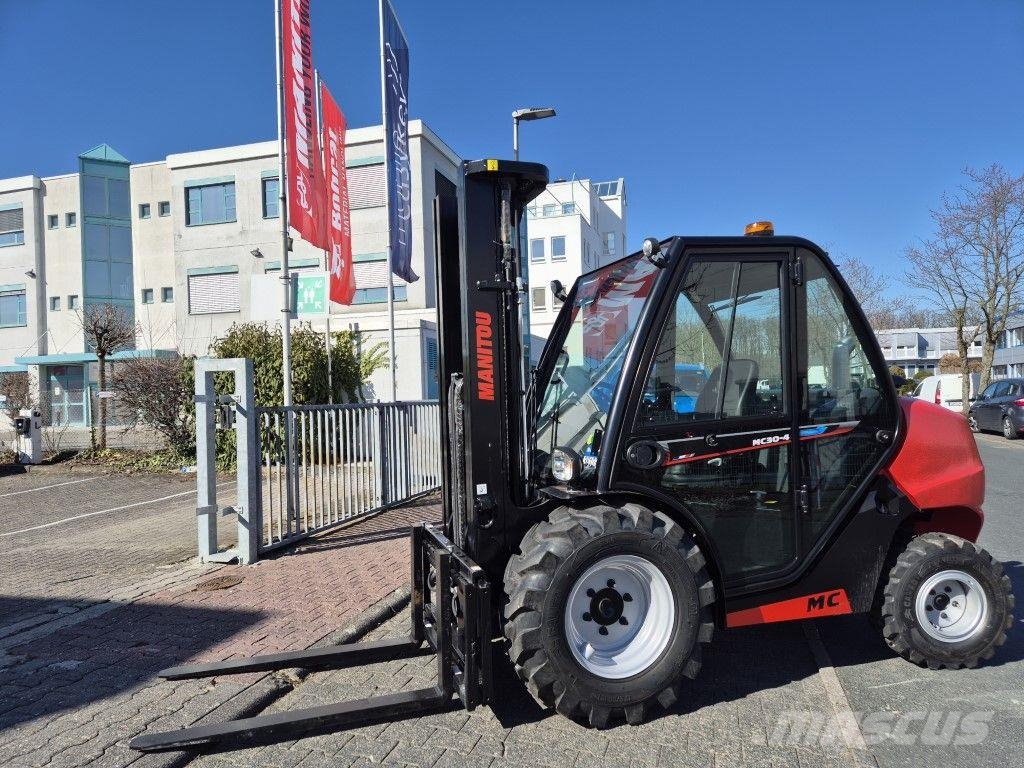 Manitou MC 30-4 ST5 Vanterenski viljuškar