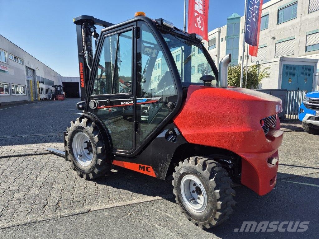 Manitou MC 30-4 ST5 Vanterenski viljuškar