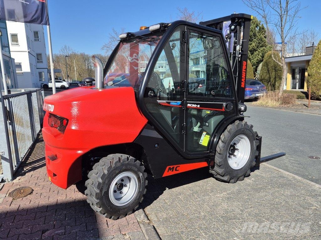 Manitou MC 30-4 ST5 Vanterenski viljuškar
