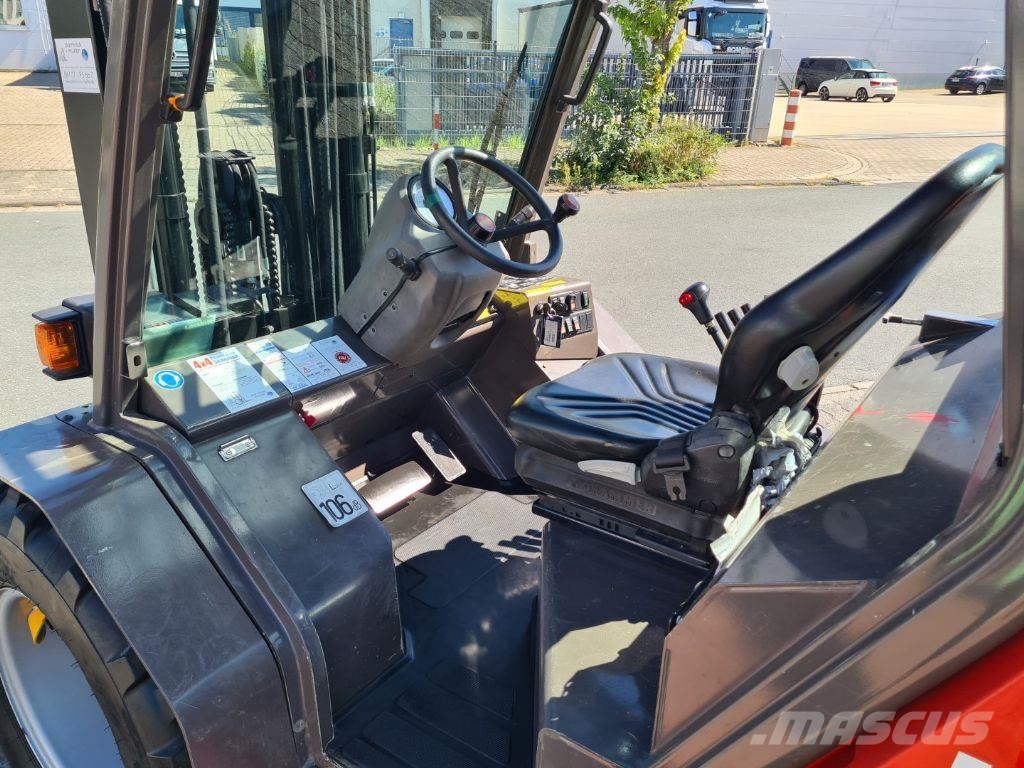 Manitou MH 25-4 Allrad Maastotrukit