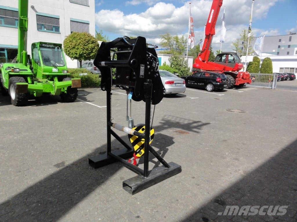 Manitou Stapler Manitou Treuil 3to Manipulace s materiálem – ostatní