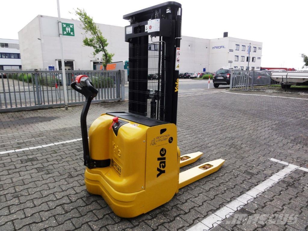 Yale MS 14 IL Ručni električni viličar
