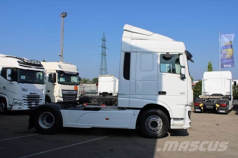 DAF XF 460 FT 15DT 曳引機組件