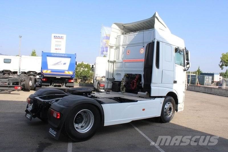 DAF XF 460 FT 15DT 曳引機組件