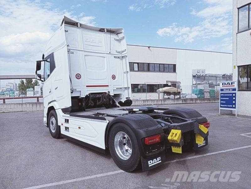DAF XG+ 530 TRATTORE 曳引機組件