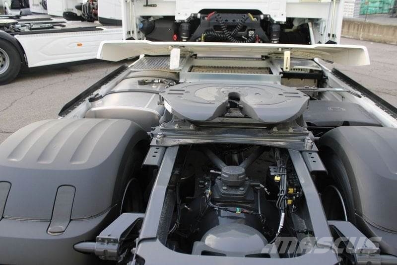 DAF XG530 PRONTA CONSEGNA DT 曳引機組件