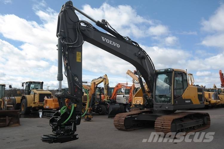 Volvo EC 220 E *Uthyres* Excavadoras de cadenas