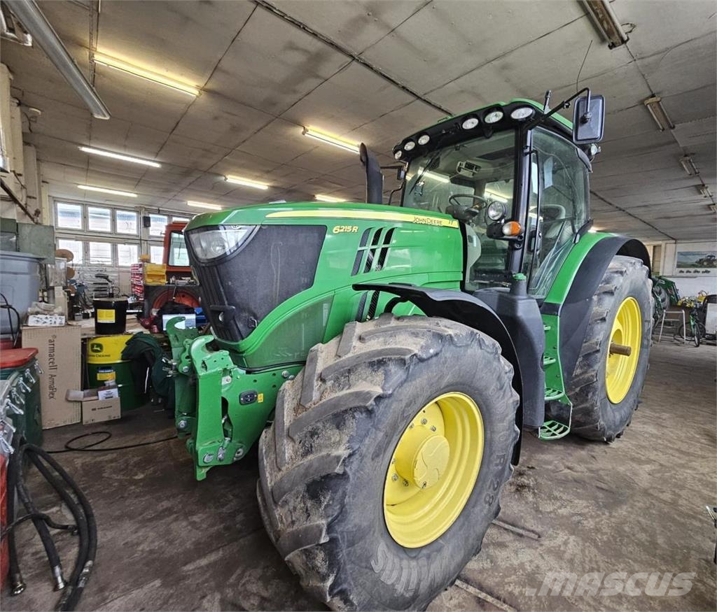 John Deere 6215 R Trattori