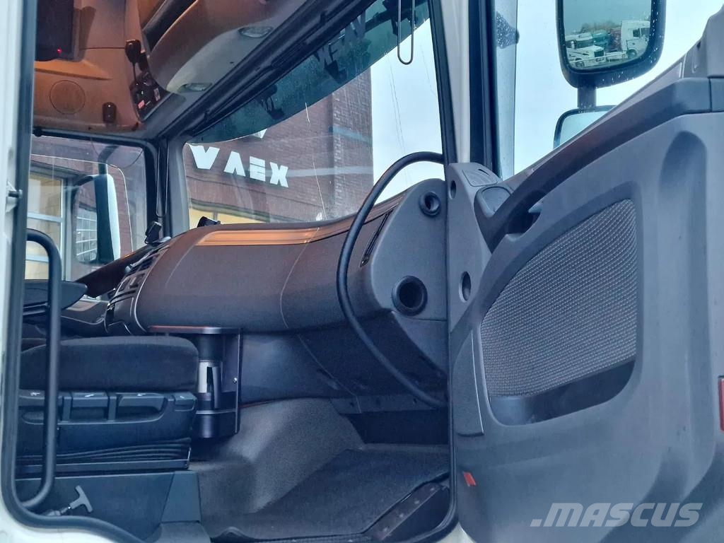 DAF XF 460 SuperSpaceCab 4x2 - Full air - Night Clima Motrici e Trattori Stradali