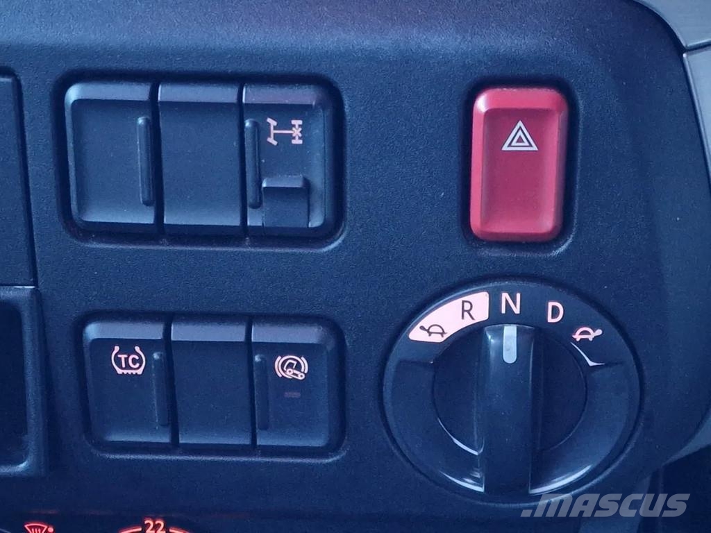 DAF XF 460 SuperSpaceCab 4x2 - Full air - Night Clima Motrici e Trattori Stradali