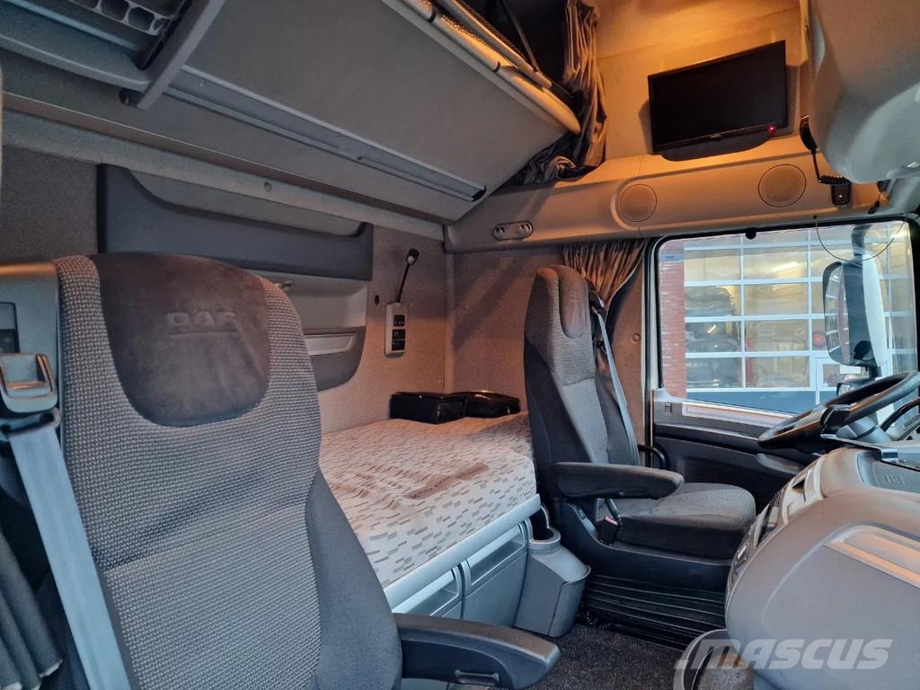 DAF XF 460 SuperSpaceCab 4x2 - Full air - Night Clima Motrici e Trattori Stradali