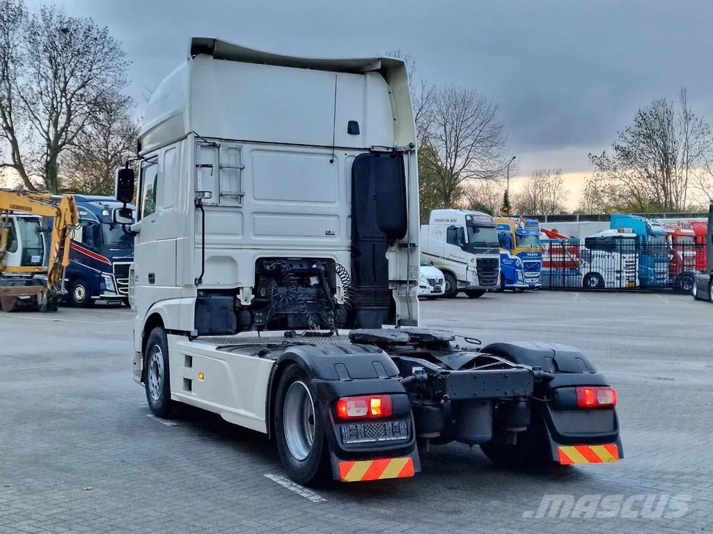 DAF XF 460 SuperSpaceCab 4x2 - Full air - Night Clima Motrici e Trattori Stradali