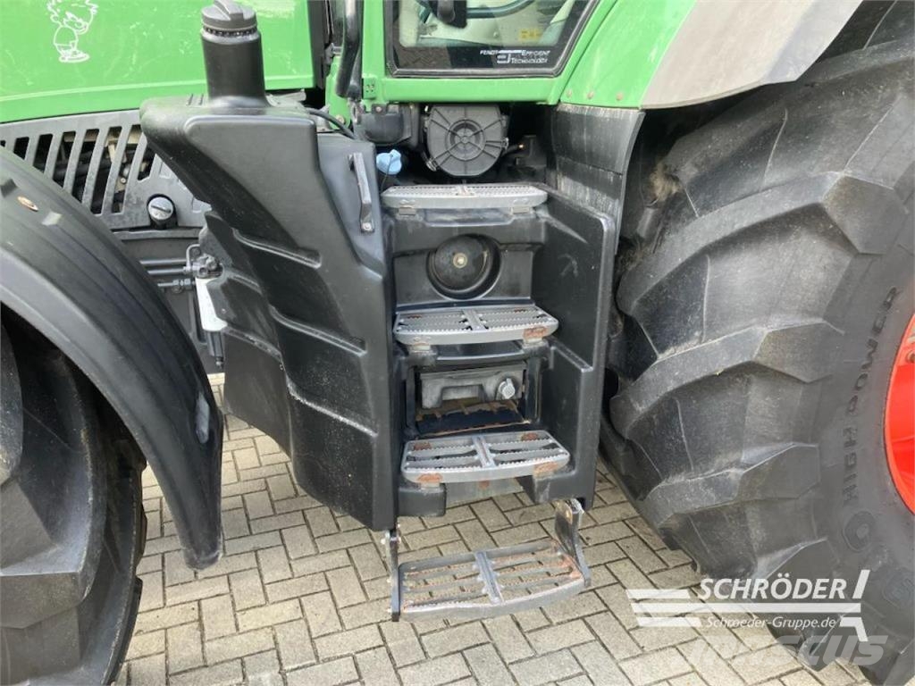 Fendt 828 VARIO SCR PROFI PLUS الجرارات