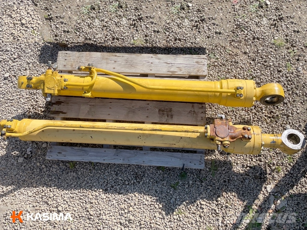Komatsu PW160-7 Boom Lift Cylinders Hidráulicos