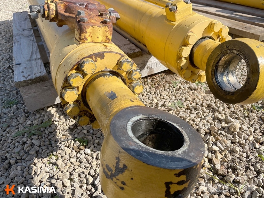 Komatsu PW160-7 Boom Lift Cylinders Hidráulicos