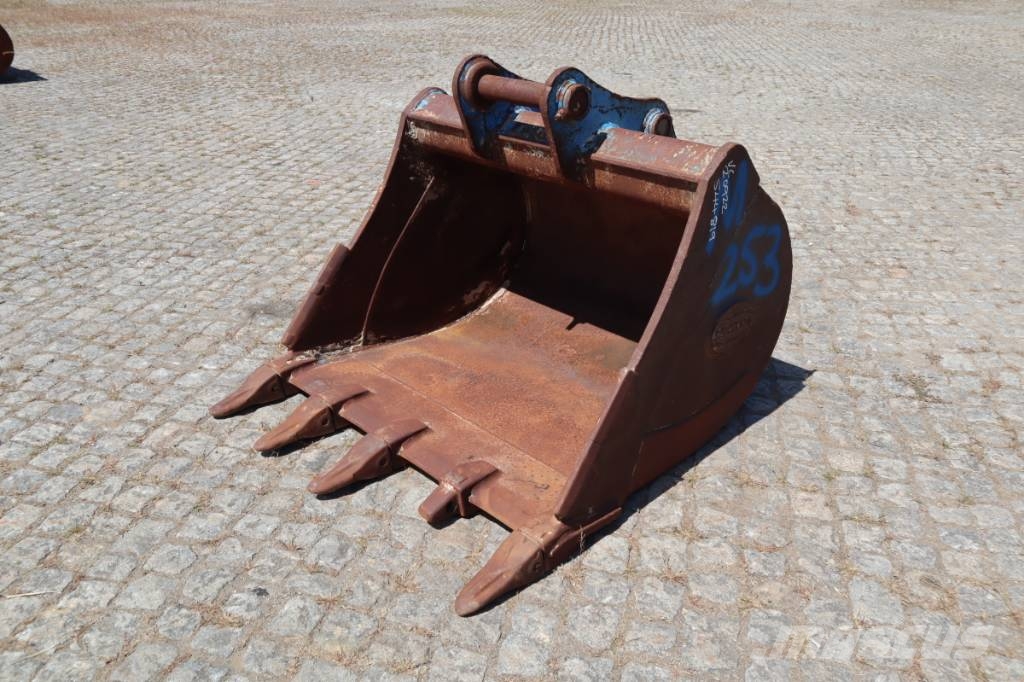  Balde escavação 1230 mm Ø65 Strickland دلاء
