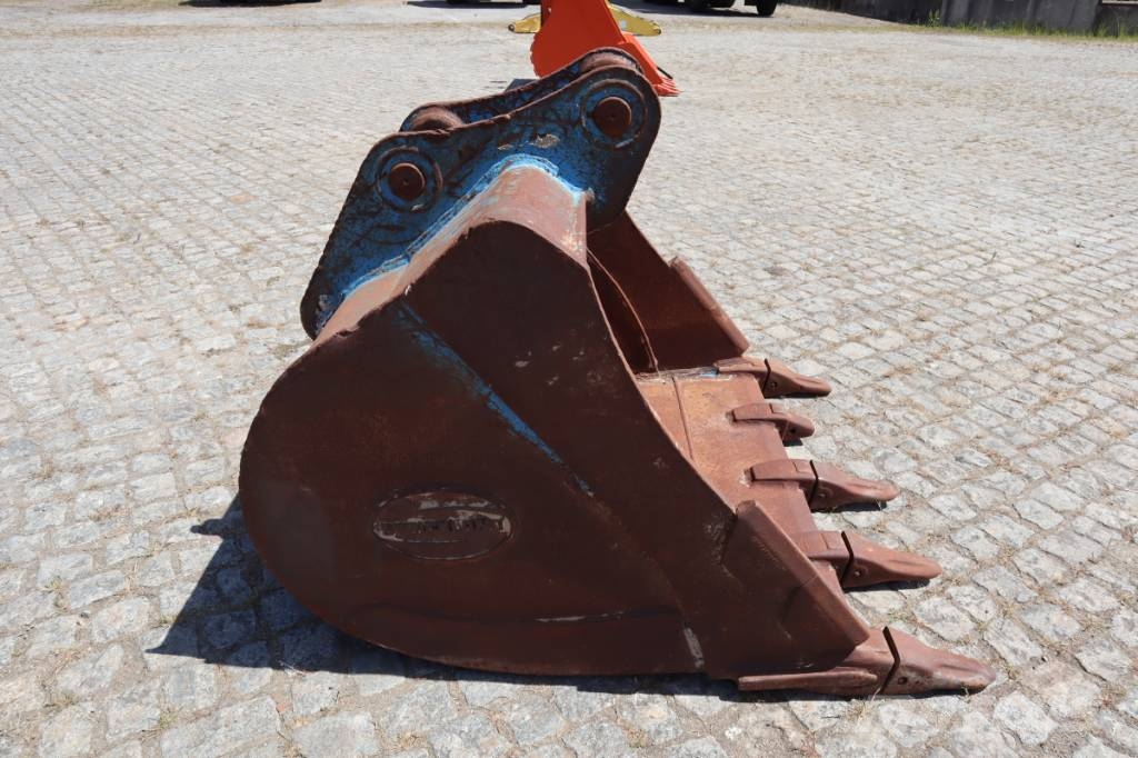  Balde escavação 1230 mm Ø65 Strickland دلاء