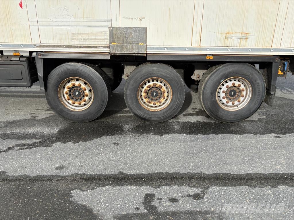 Schmitz Cargobull Trailer Reefer Flower Width & Dual Temp & Double S Semirimorchi a temperatura controllata