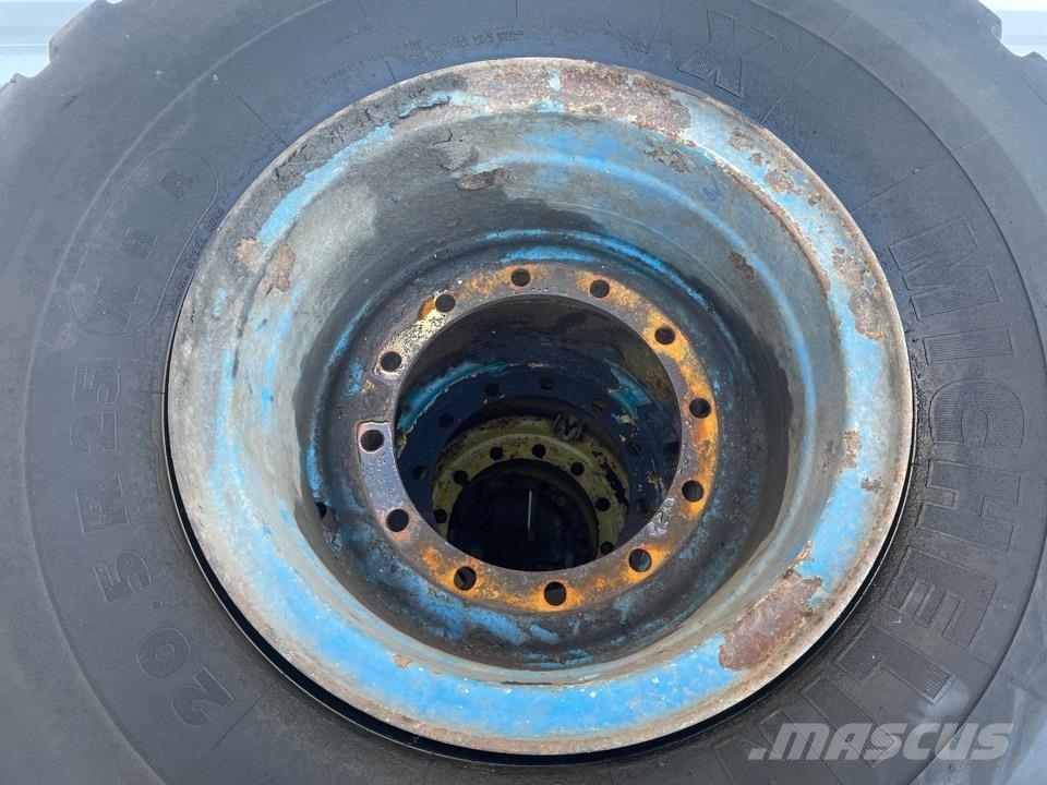 Werklust WG18B-Michelin 20.5R25-Tire/Reifen/Band Llantas