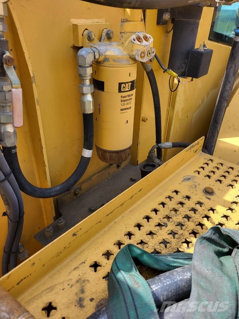 CAT 5110 B Bandgrävare