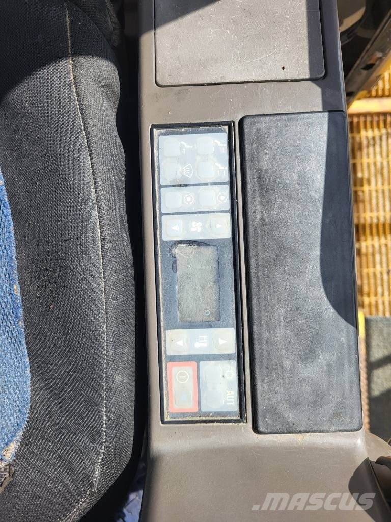 CAT 5110 B Bandgrävare