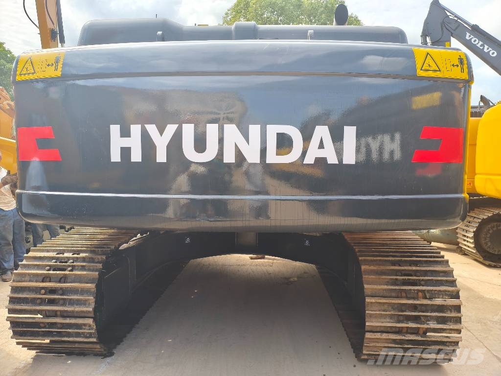 Hyundai HX 220 AL Kāpurķēžu ekskavatori