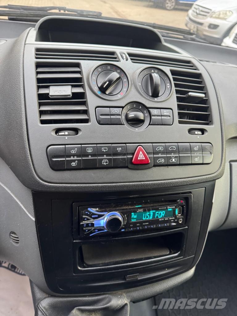 Mercedes-Benz Vito **111CDI** Box body