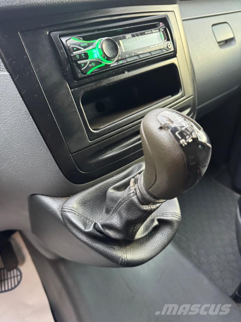 Mercedes-Benz Vito **111CDI** Box body