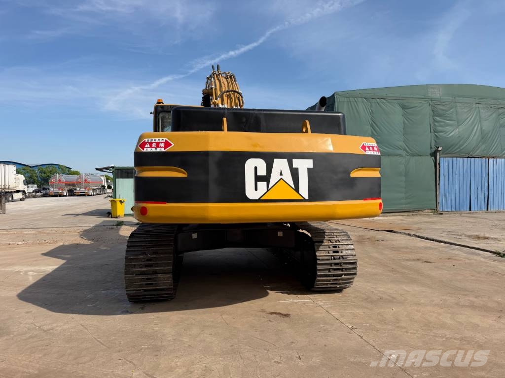CAT 330BL 履带挖掘机