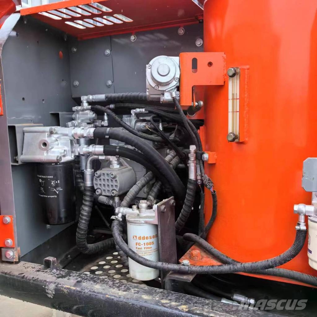 Hitachi ZX 120 Bageri guseničari