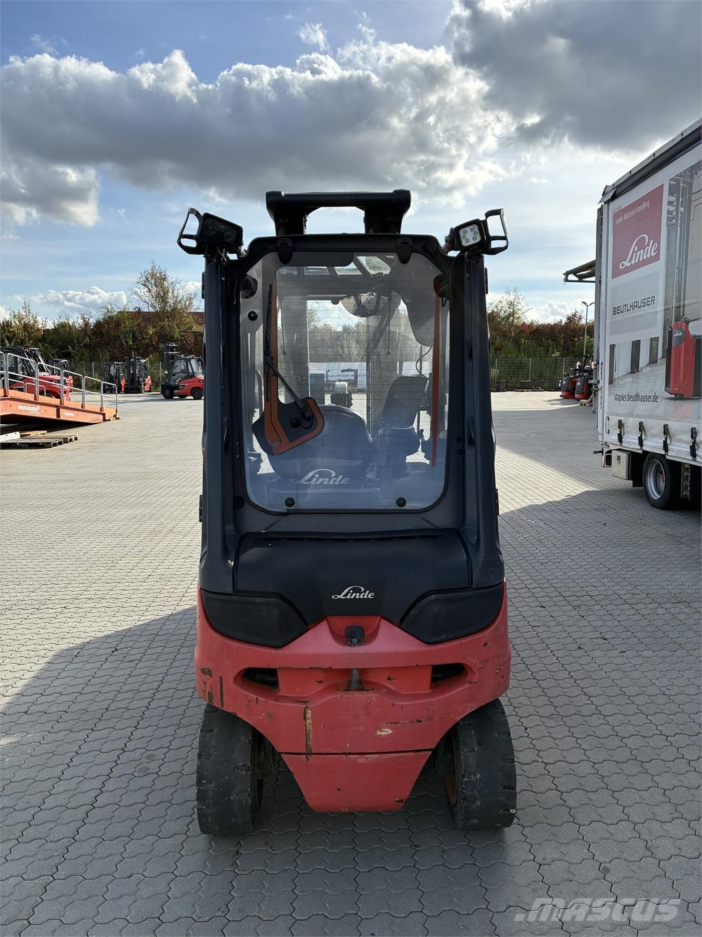 Linde E25 شاحنات ذات رافعات شوكية تعمل بالكهرباء