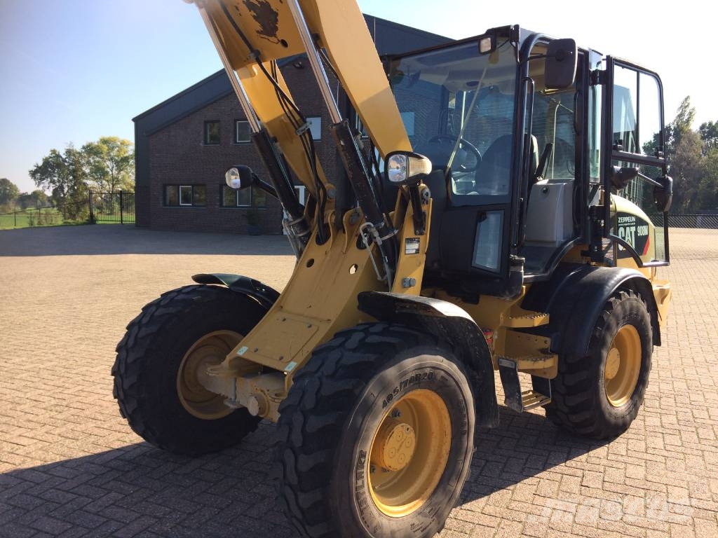 CAT 908 M Radlader